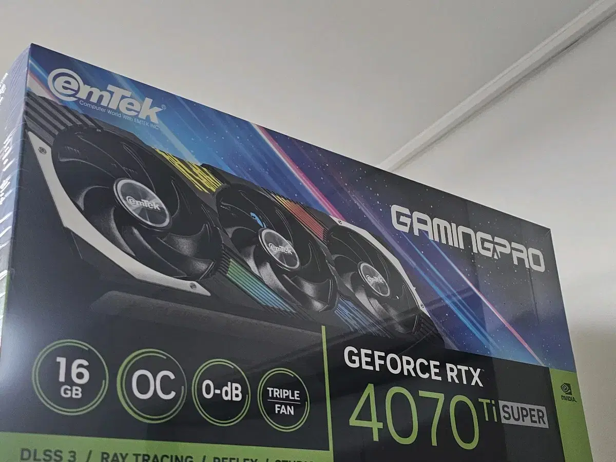 그래픽카드 rtx 4070 ti super 미개봉 새제품